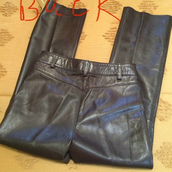 Banana Republic Brown
100% Leather Pants size 10 - Picture 2 of 5